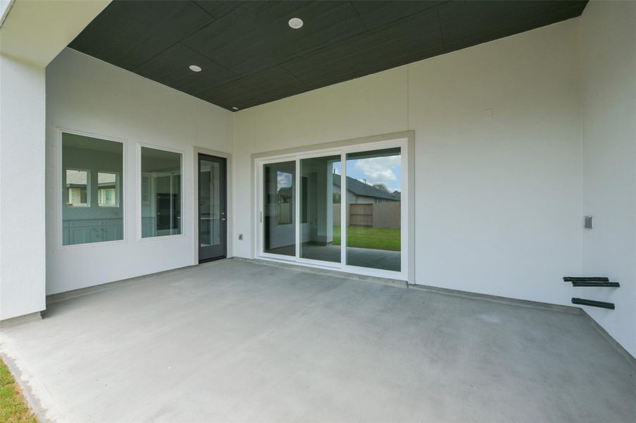Spacious, unfurnished interior of a new home in , Manvel (Image 15). Spacious, unfurnished interior of a new home in , Manvel (Image 15).