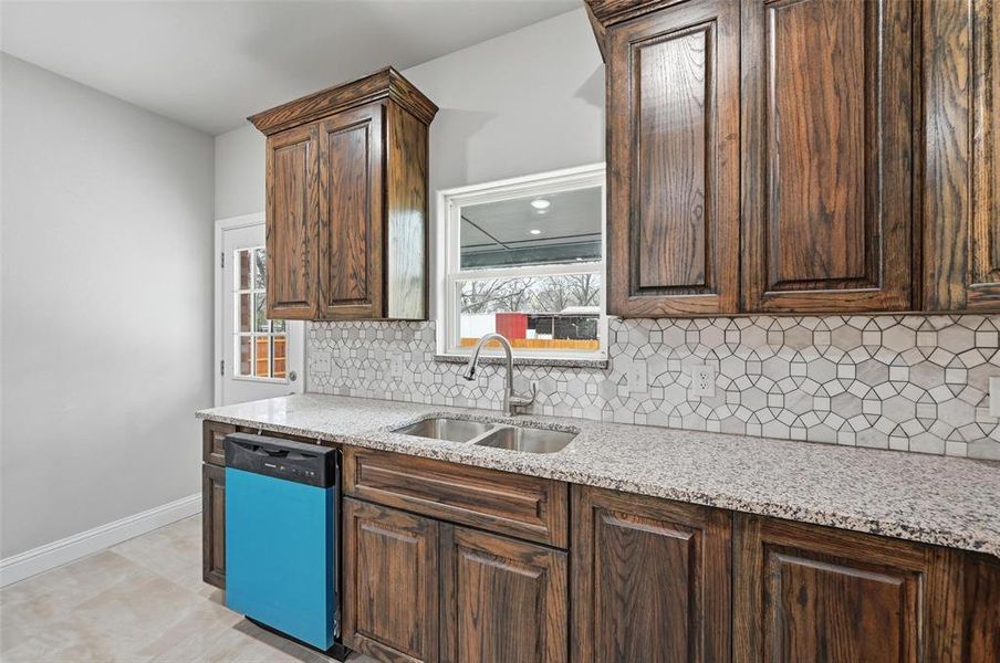 Furnished interior view inside a new home in , Cleburne (Image 5).