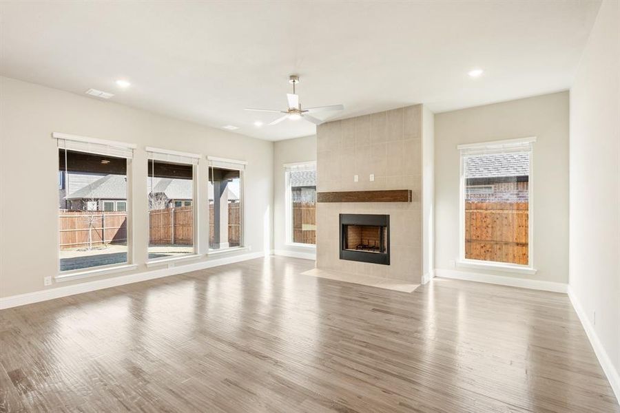 Spacious, unfurnished interior of a new home in Timberbrook, Justin (Image 27).