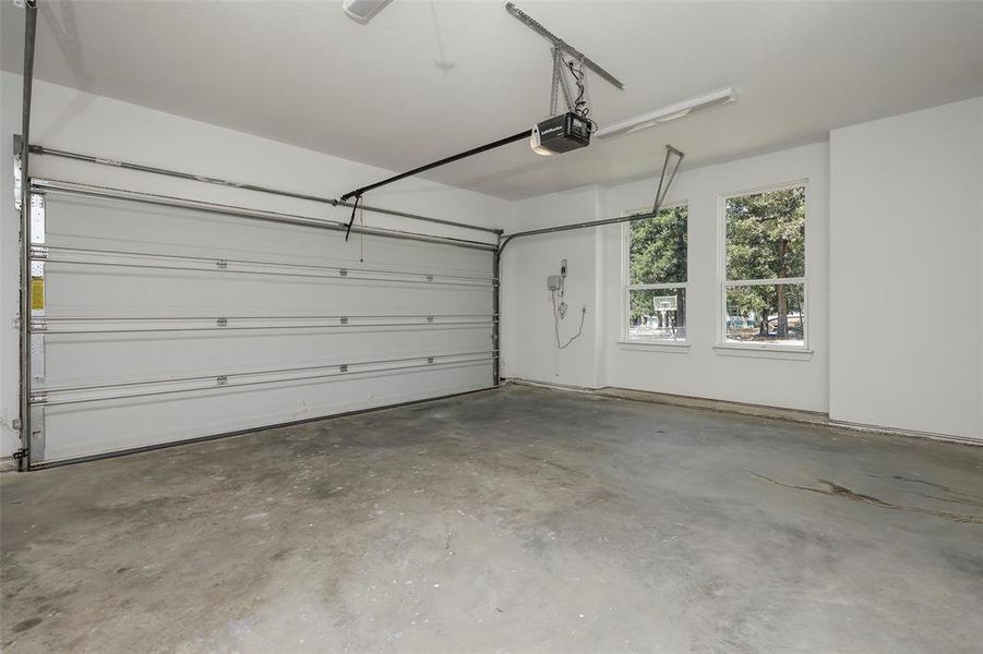 Image 28 of a home in .