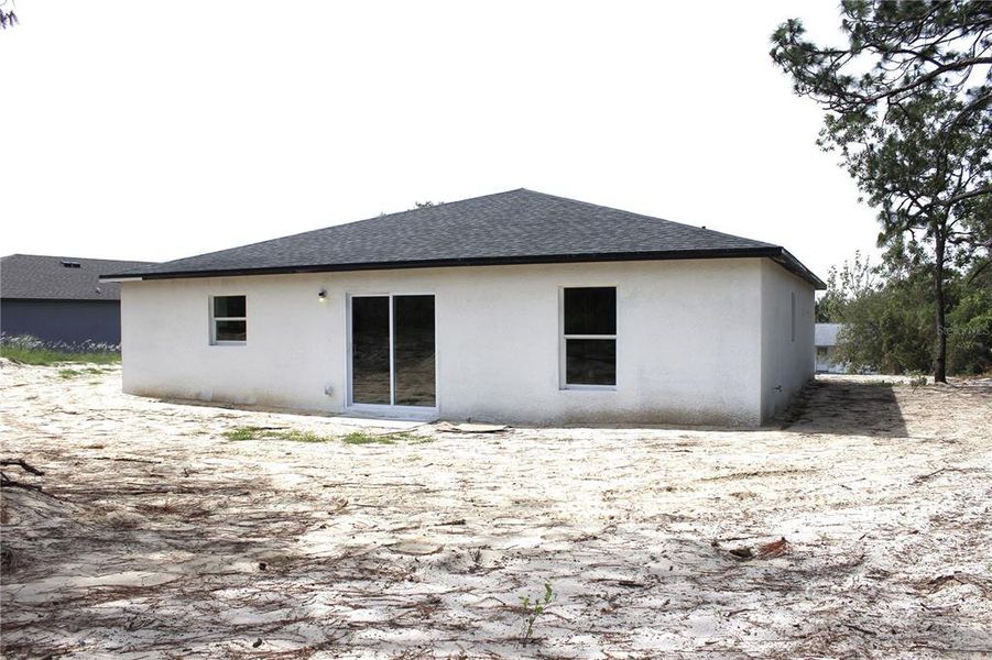Exterior details and patio area of a home in , Spring Hill (Image 26).
