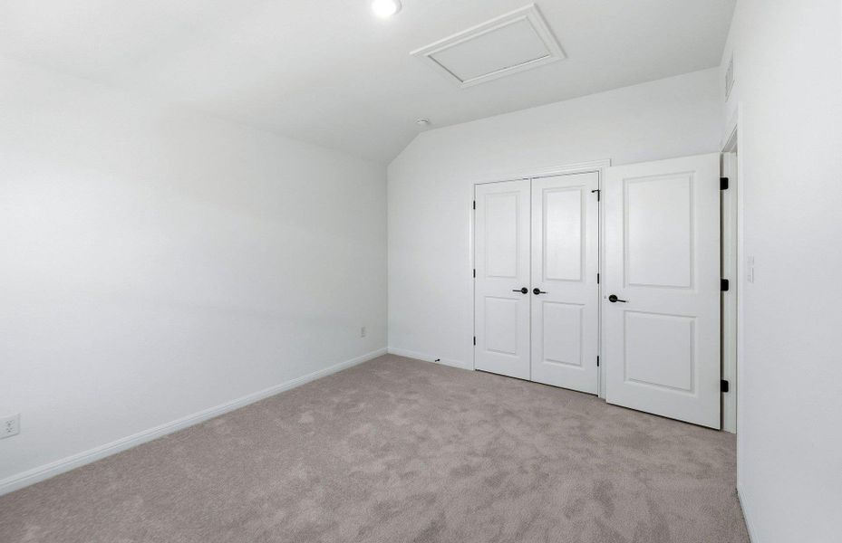 Spacious, unfurnished interior of a new home in Crescent Bluff, Georgetown (Image 26). Spacious, unfurnished interior of a new home in Crescent Bluff, Georgetown (Image 26).