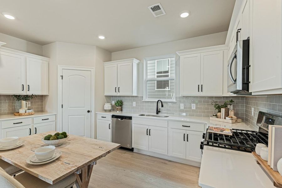 Furnished interior view inside a new home in Woodbridge Glen, Lebanon (Image 11).