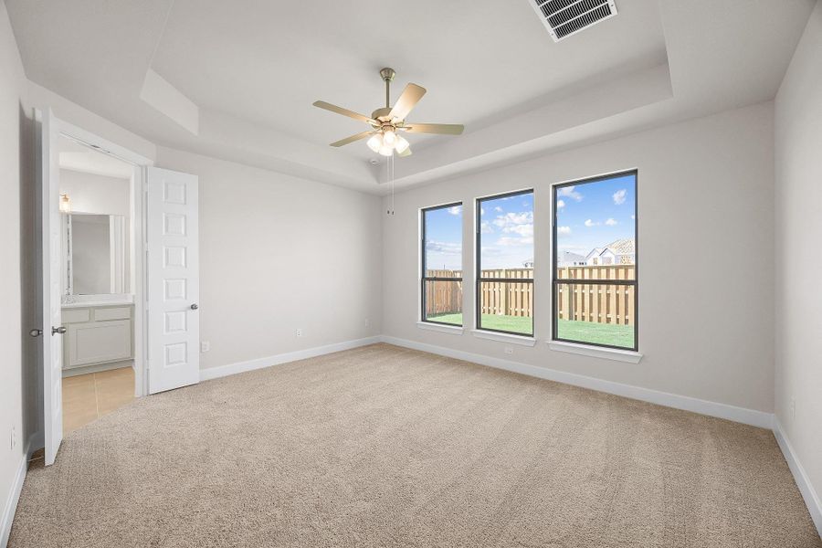Spacious, unfurnished interior of a new home in Parmer Ranch, Georgetown (Image 19). Spacious, unfurnished interior of a new home in Parmer Ranch, Georgetown (Image 19).