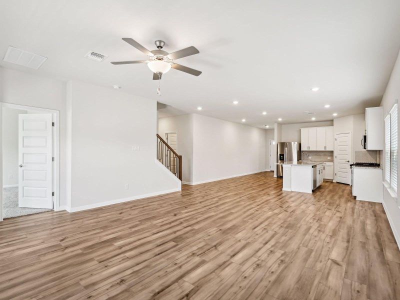 Spacious, unfurnished interior of a new home in Riverbend at Double Eagle - Boulevard Collection, Cedar Creek (Image 25). Spacious, unfurnished interior of a new home in Riverbend at Double Eagle - Boulevard Collection, Cedar Creek (Image 25).