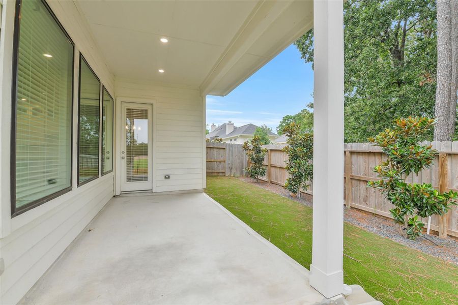 Exterior details and patio area of a home in Summer Place  35', Montgomery (Image 3).