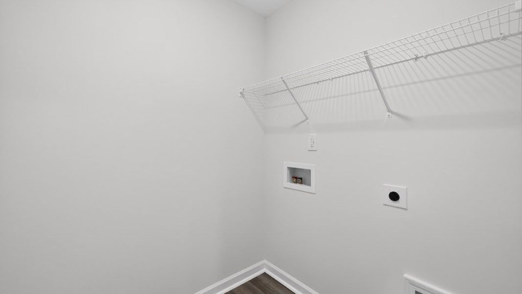 Representative unfurnished interior of a home built from the Taylor by D.R. Horton in Belle Grove, Wendell (Image 20).