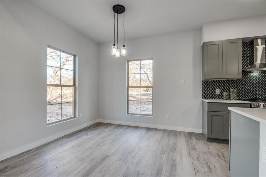 Spacious, unfurnished interior of a new home in , Kemp (Image 16).