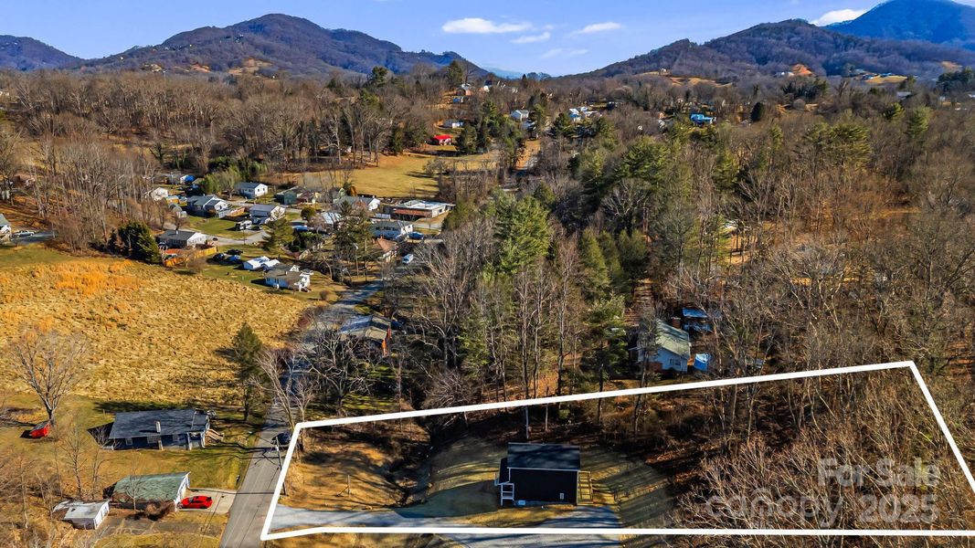 Image 42 of a home in .