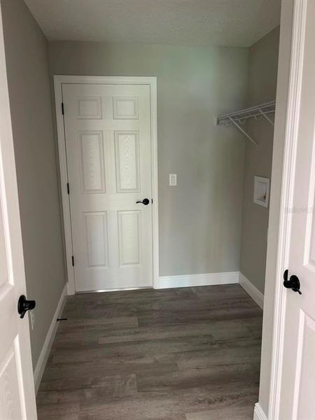 Spacious, unfurnished interior of a new home in , Dunnellon (Image 23).