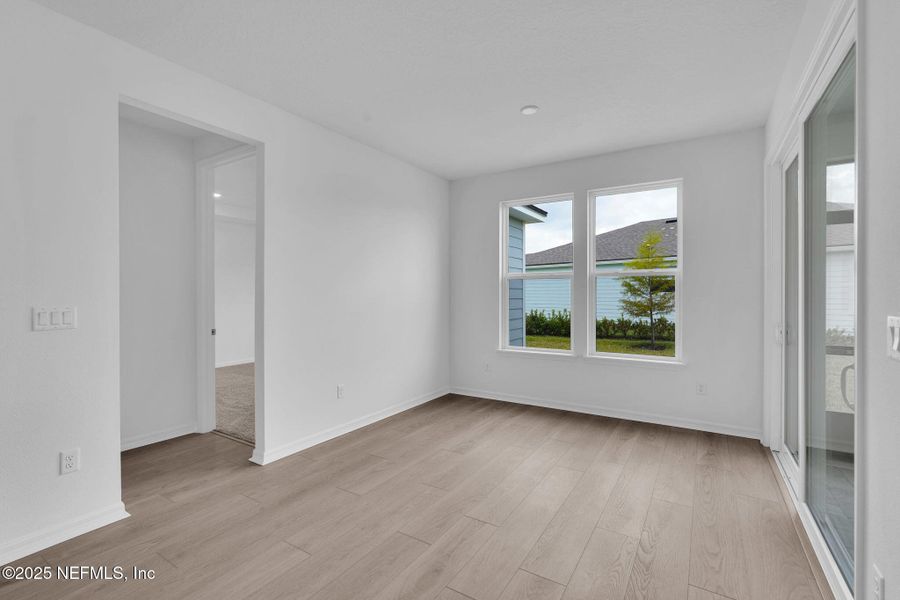 Spacious, unfurnished interior of a new home in Summer Bay at Grand Oaks, St. Augustine (Image 27).
