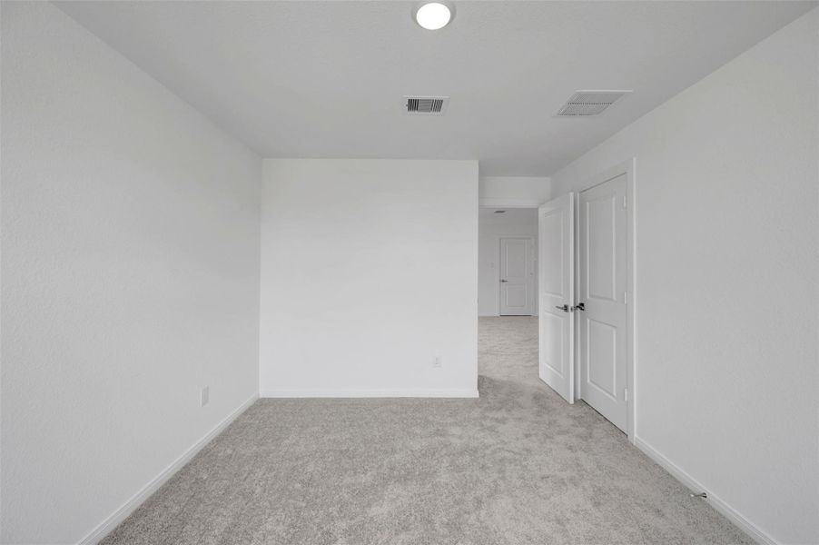 Spacious, unfurnished interior of a new home in Jordan Ranch - Terrace Collection, Fulshear (Image 11).