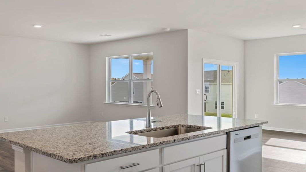 Image 31 of a home in Woodglen.