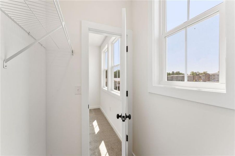 Spacious, unfurnished interior of a new home in Array, Atlanta (Image 20).