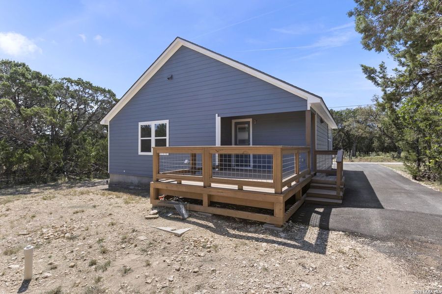 Exterior details and patio area of a home in , Bandera (Image 28).