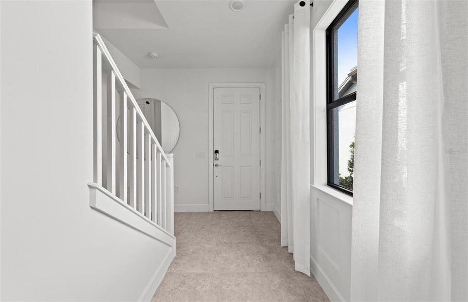 Spacious, unfurnished interior of a new home in , Bradenton (Image 19).
