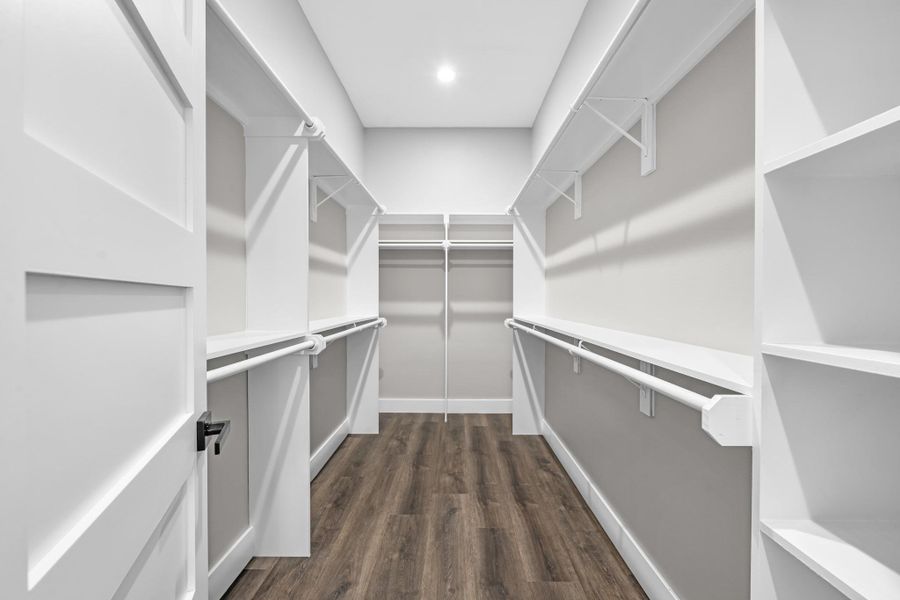 Spacious, unfurnished interior of a new home in , New Waverly (Image 35).