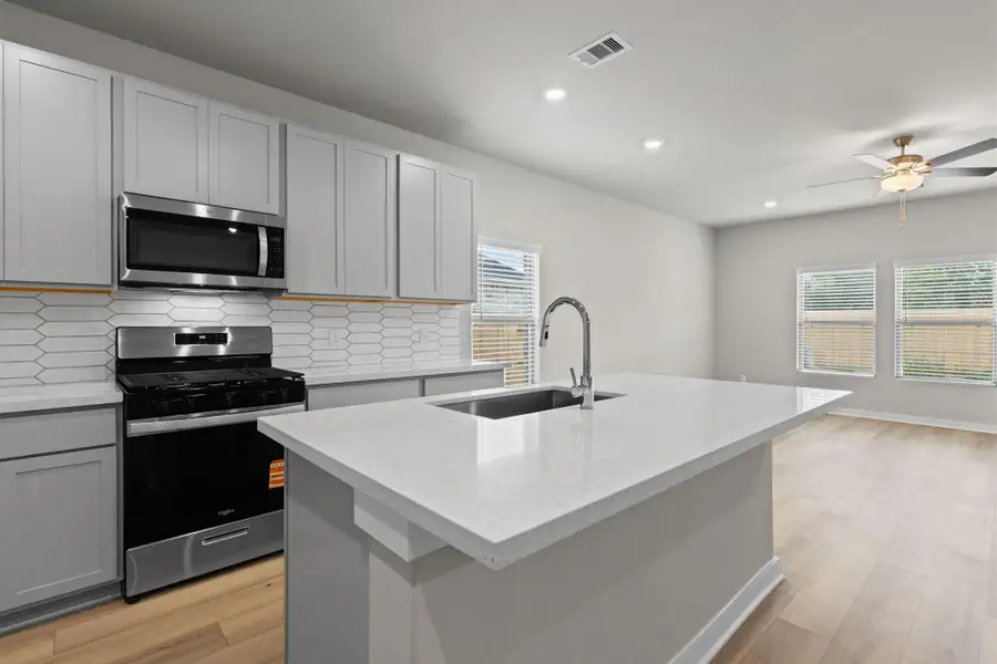 Furnished interior view inside a new home in Laurel Landing, Alvin (Image 8). Furnished interior view inside a new home in Laurel Landing, Alvin (Image 8).