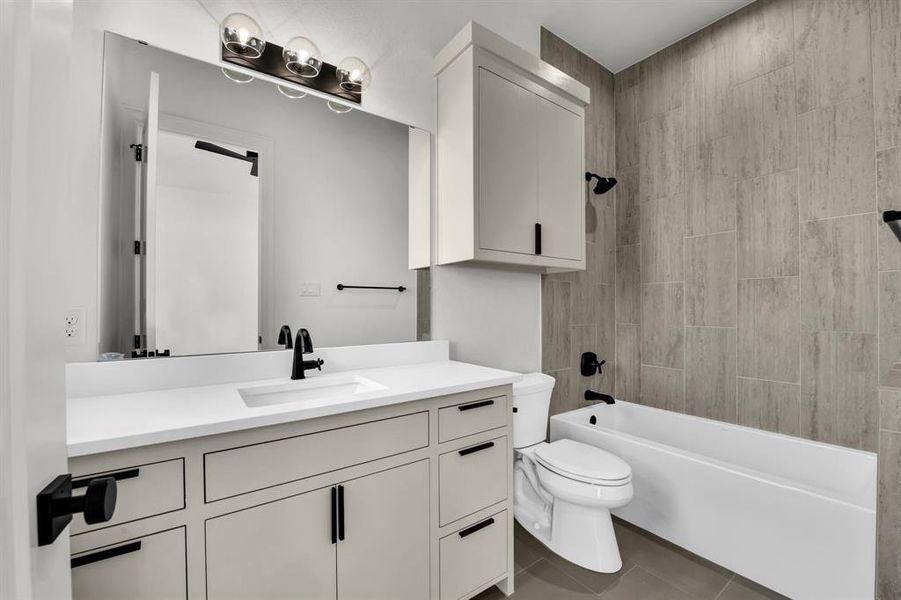 Furnished interior view inside a new home in , Weatherford (Image 31). Furnished interior view inside a new home in , Weatherford (Image 31).