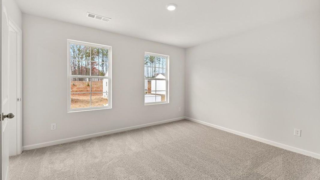 Spacious, unfurnished interior of a new home in Parkside at Carter Grove, Cartersville (Image 26).
