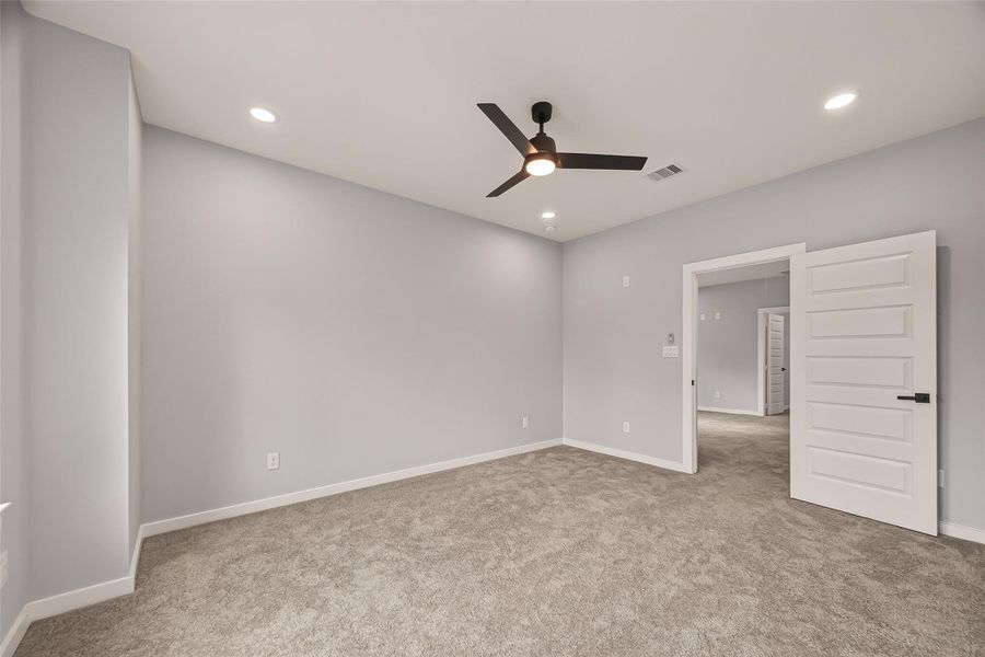 Spacious, unfurnished interior of a new home in , Houston (Image 34). Spacious, unfurnished interior of a new home in , Houston (Image 34).