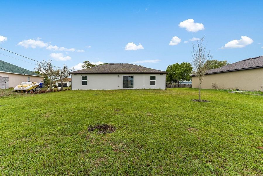 8275-105th-Ct-HigMedia-039-1280