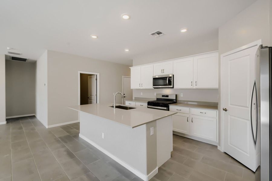 3br New Home in Maricopa, AZ.  - Slide 14