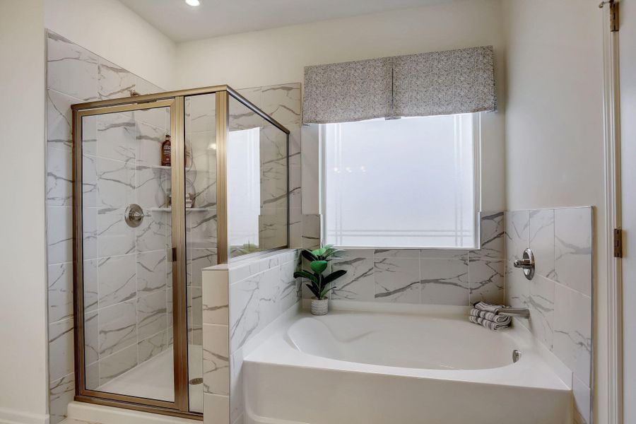 41-web-or-mls-Gatwick Dr-039 41-web-or-mls-Gatwick Dr-039