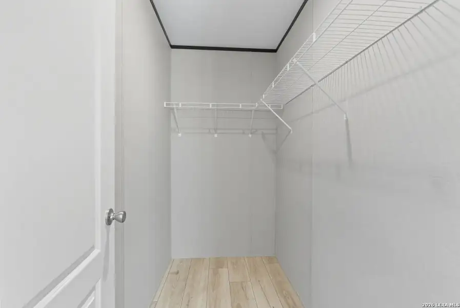 Spacious, unfurnished interior of a new home in , Seguin (Image 21).