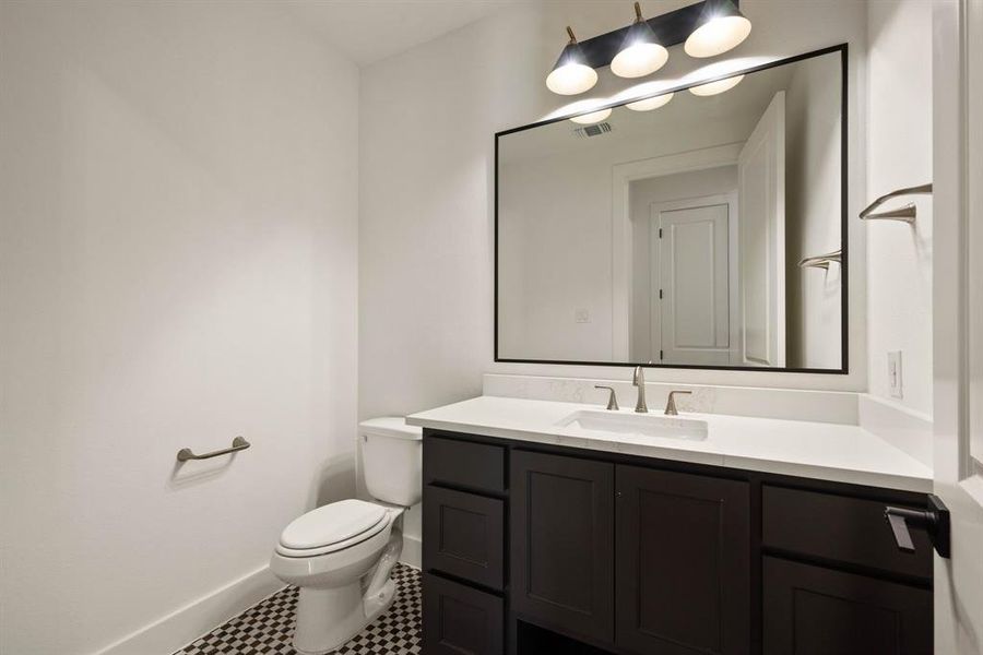 Furnished interior view inside a new home in Rolling Creek Ranch, Aledo (Image 11). Furnished interior view inside a new home in Rolling Creek Ranch, Aledo (Image 11).