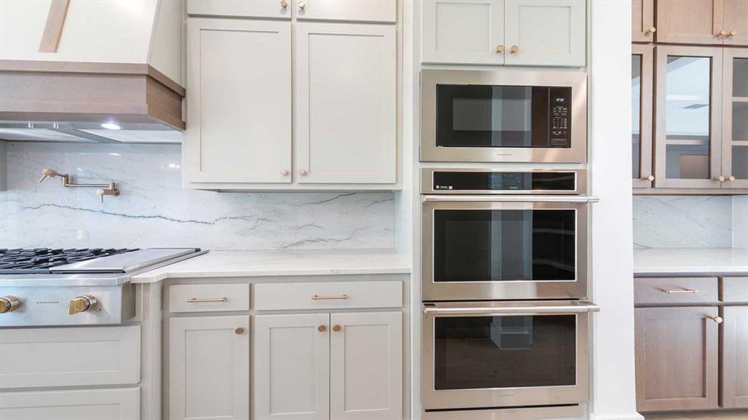 Close-up of interior finishes inside a home in Fields 60', Frisco (Image 13).