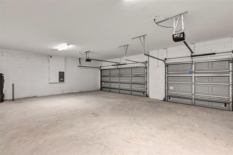 Spacious, unfurnished interior of a new home in , Homosassa (Image 25). Spacious, unfurnished interior of a new home in , Homosassa (Image 25).