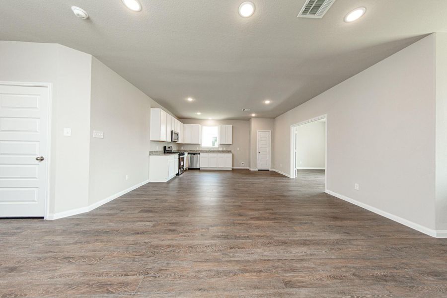 Image 12 of a home in Cliffstone Hills. Image 12 of a home in Cliffstone Hills.