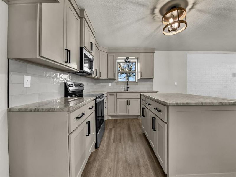 Furnished interior view inside a new home in , Millsap (Image 17).