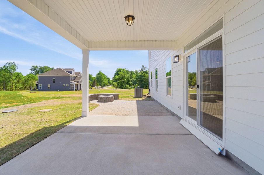 Exterior details and patio area of a home in Chasewood, Mint Hill (Image 27).