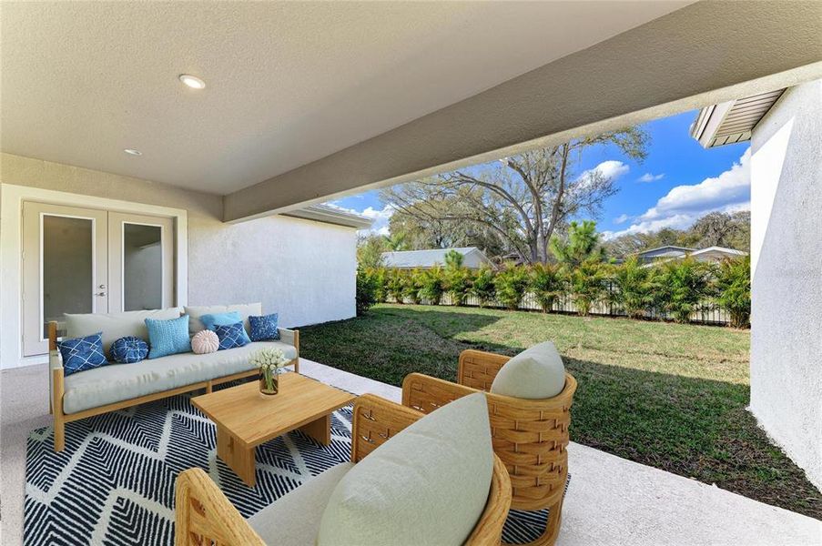 Exterior details and patio area of a home in Crestwood Estates, Valrico (Image 21).