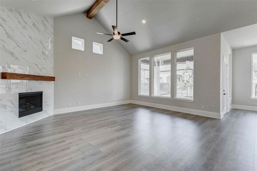 Spacious, unfurnished interior of a new home in Fulbrook on Fulshear Creek, Fulshear (Image 38).