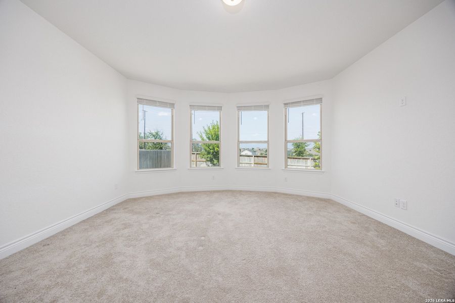 Spacious, unfurnished interior of a new home in Bison Ridge, San Antonio (Image 45).
