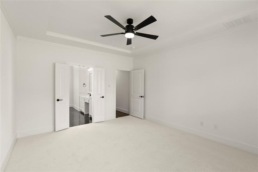 Spacious, unfurnished interior of a new home in Brookfield, Melissa (Image 32). Spacious, unfurnished interior of a new home in Brookfield, Melissa (Image 32).