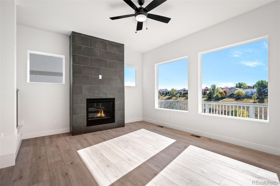 Spacious, unfurnished interior of a new home in Trailside at Cottonwood Creek, Colorado Springs (Image 37).