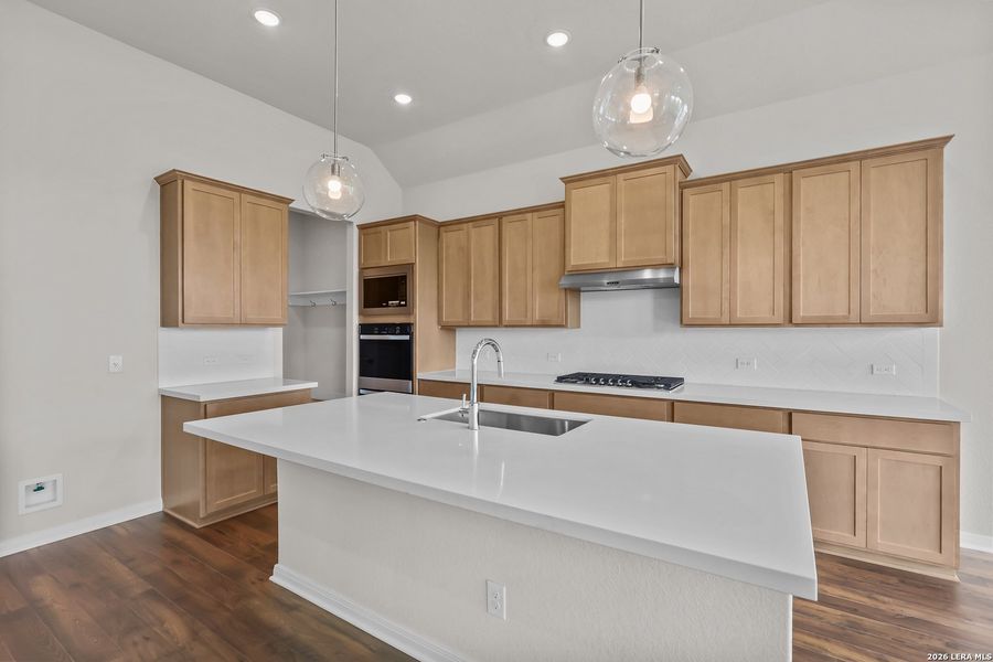 Furnished interior view inside a new home in Homestead, Schertz (Image 12).