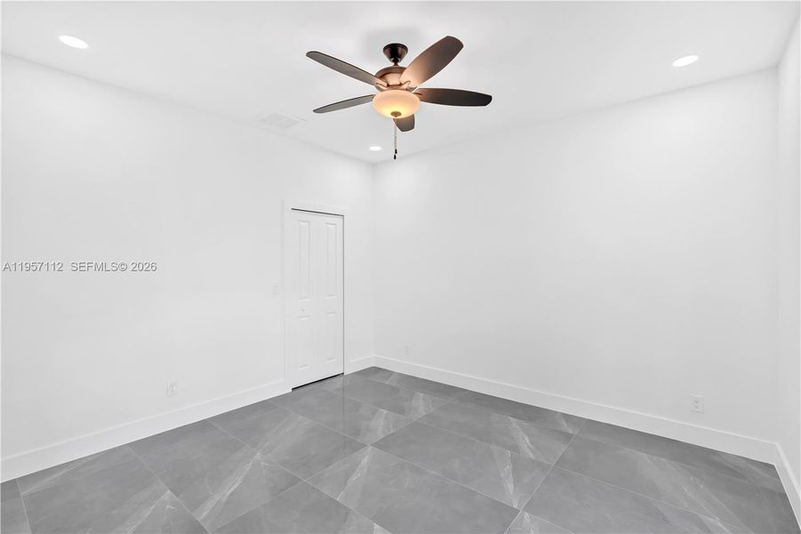 Spacious, unfurnished interior of a new home in , Lehigh Acres (Image 37).