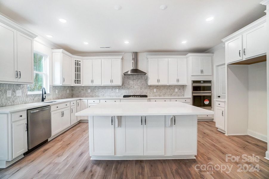 Gorgeous Designer Kitchen