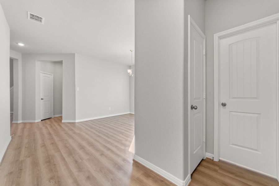 Representative unfurnished interior of a home built from the Yellowstone by First America Homes in Splendora Fields, Splendora (Image 10).