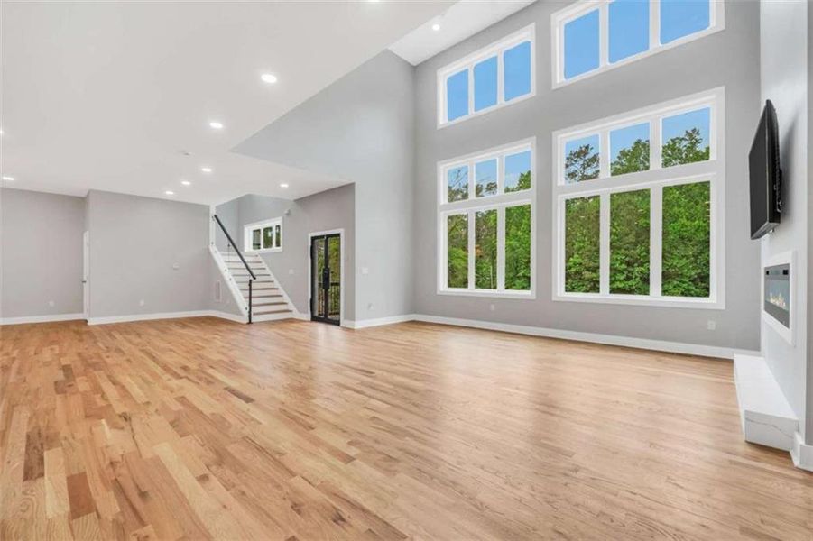 Spacious, unfurnished interior of a new home in , Atlanta (Image 61).