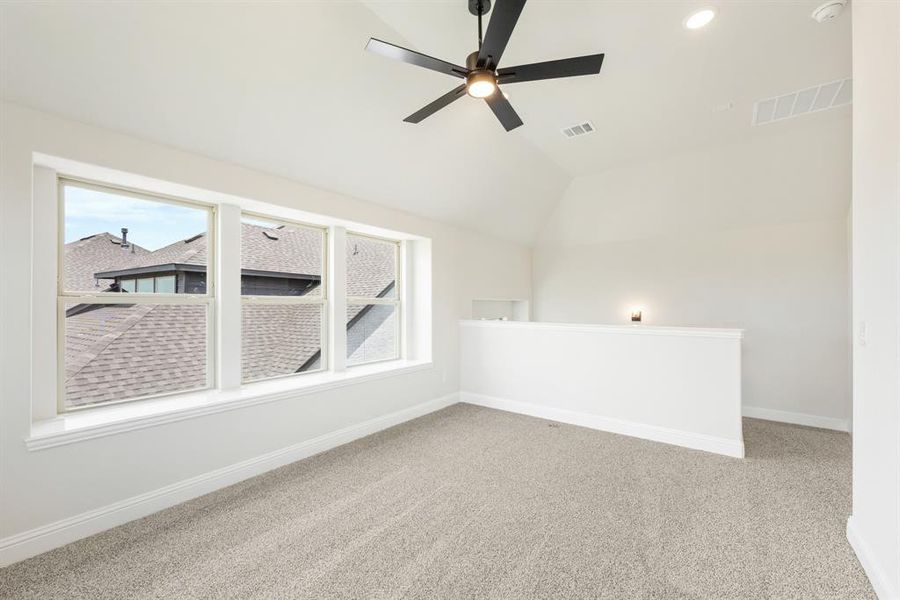 Spacious, unfurnished interior of a new home in Painted Tree Woodland District 50, McKinney (Image 21). Spacious, unfurnished interior of a new home in Painted Tree Woodland District 50, McKinney (Image 21).