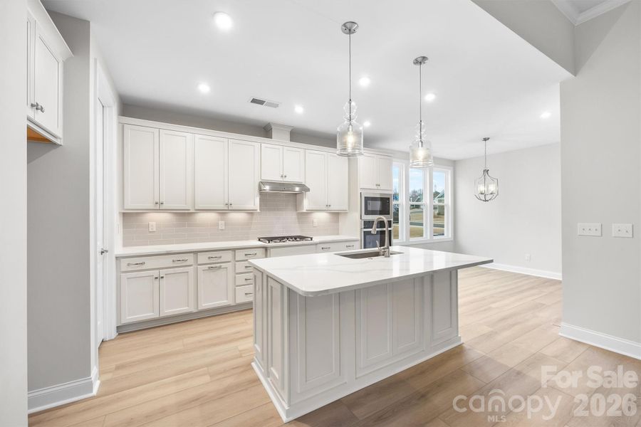 Furnished interior view inside a new home in Handsmill on Lake Wylie, York (Image 6).