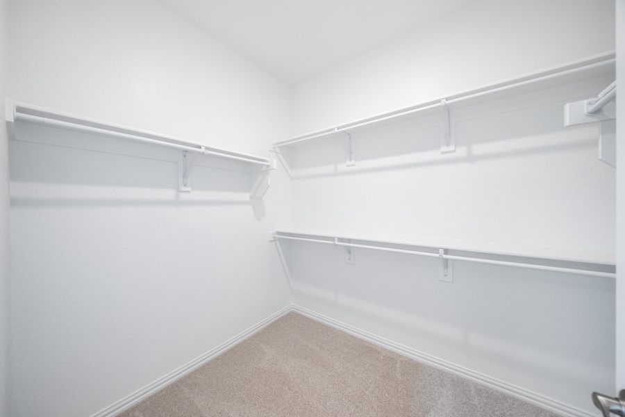 Spacious, unfurnished interior of a new home in Verandah, Royse City (Image 25).