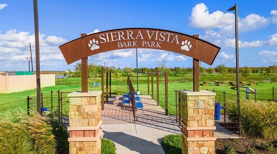 Community amenities in Sierra Vista, Rosharon (Image 10).