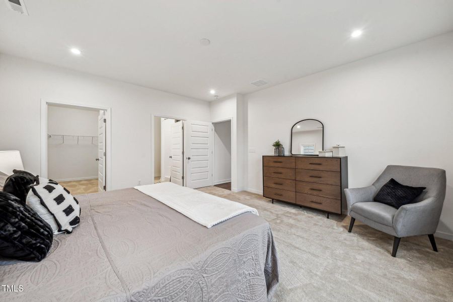 14- Maxwell HHHunt Homes First Floor Pri